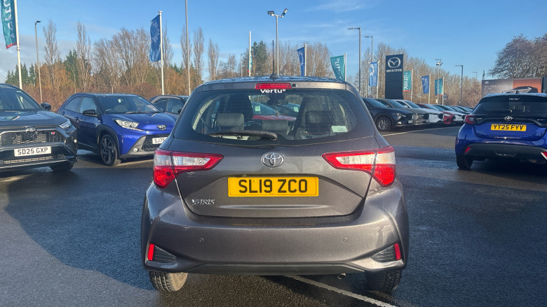 Toyota Yaris 1.5 VVT-i Icon Tech 5dr Petrol Hatchback